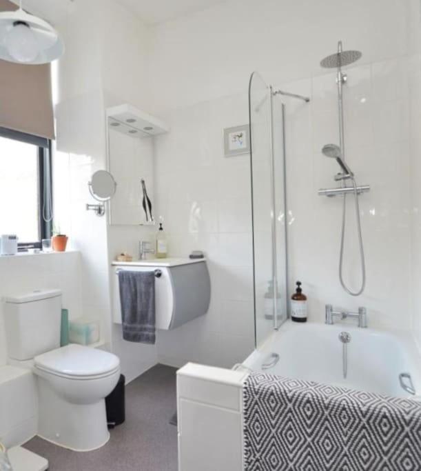 Contractor And Family Friendly Grade II Townhouse- 3 Bedrooms- Free Parking Norwich Luaran gambar